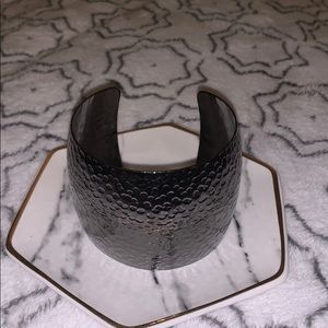 Metal bracelet